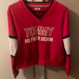 Tommy V- neck sweatshirt
